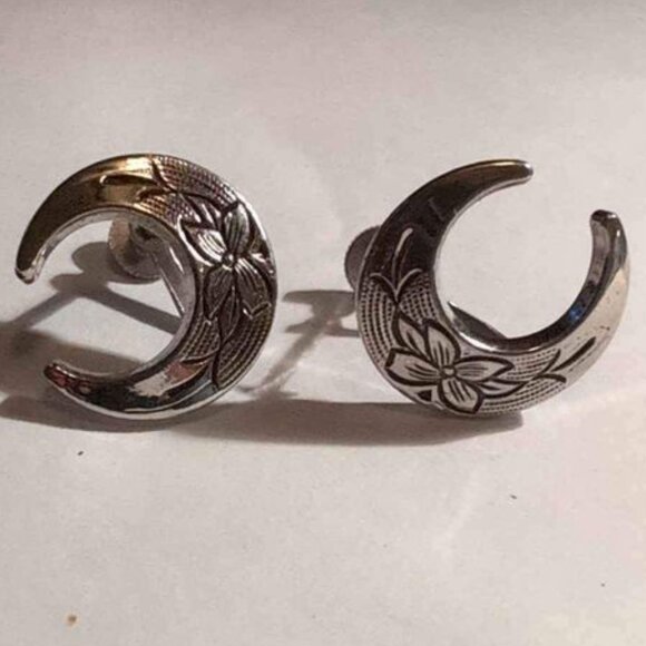 Silver Toned Crescent Clip on Earrings with Engraved Flower Outlined in Black - Picture 1 of 7